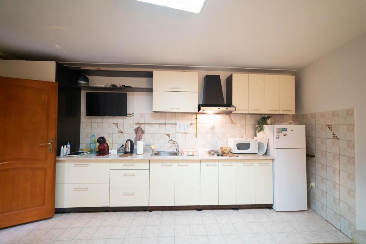 Apartman Yellow House 사라예보 외부 사진